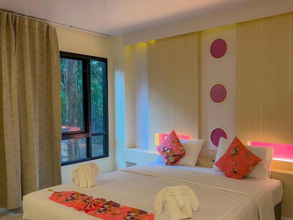 Na Tubthieng Boutique Resort Trang Exteriör bild