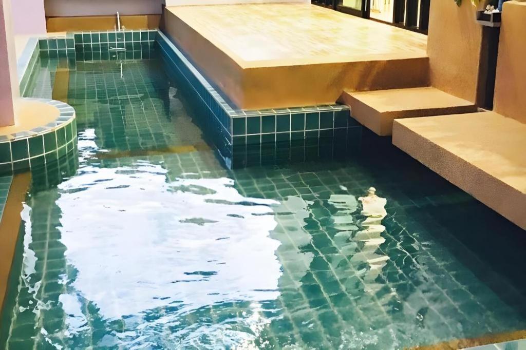 Na Tubthieng Boutique Resort Trang Exteriör bild